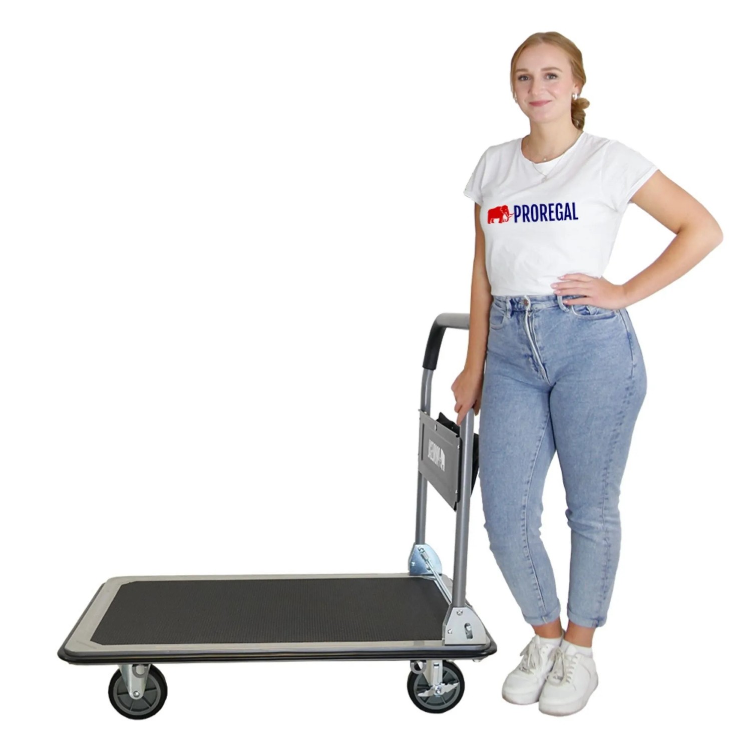 PROREGAL Transportwagen BIG RHINO 300 mit Werkzeugtasche und Vollgummireifen neben einer Frau.