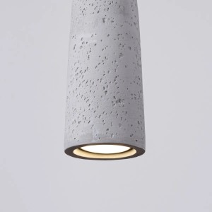 Graue Sollux Lighting Electra Pendelleuchte aus Beton im Industriedesign.