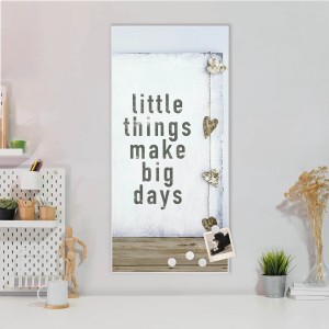 Weiße Magnettafel 37x78cm mit Motiv Little Things, inklusive Magnete. Wanddekoration für Notizen und Fotos.