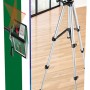 Bosch Quigo Plus Kreuzlinienlaser mit Stativ, Markierungen auf Laserlinien für präzises Ausrichten.