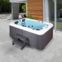 Home Deluxe Outdoor Whirlpool Beach Plus für 2 Personen mit WPC-Verkleidung und Treppe.