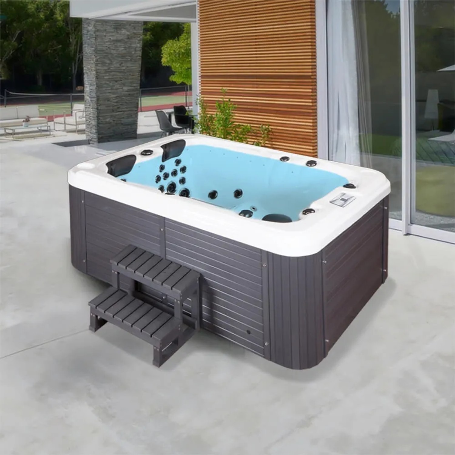 Home Deluxe Outdoor Whirlpool Beach Plus für 2 Personen mit WPC-Verkleidung und Treppe.