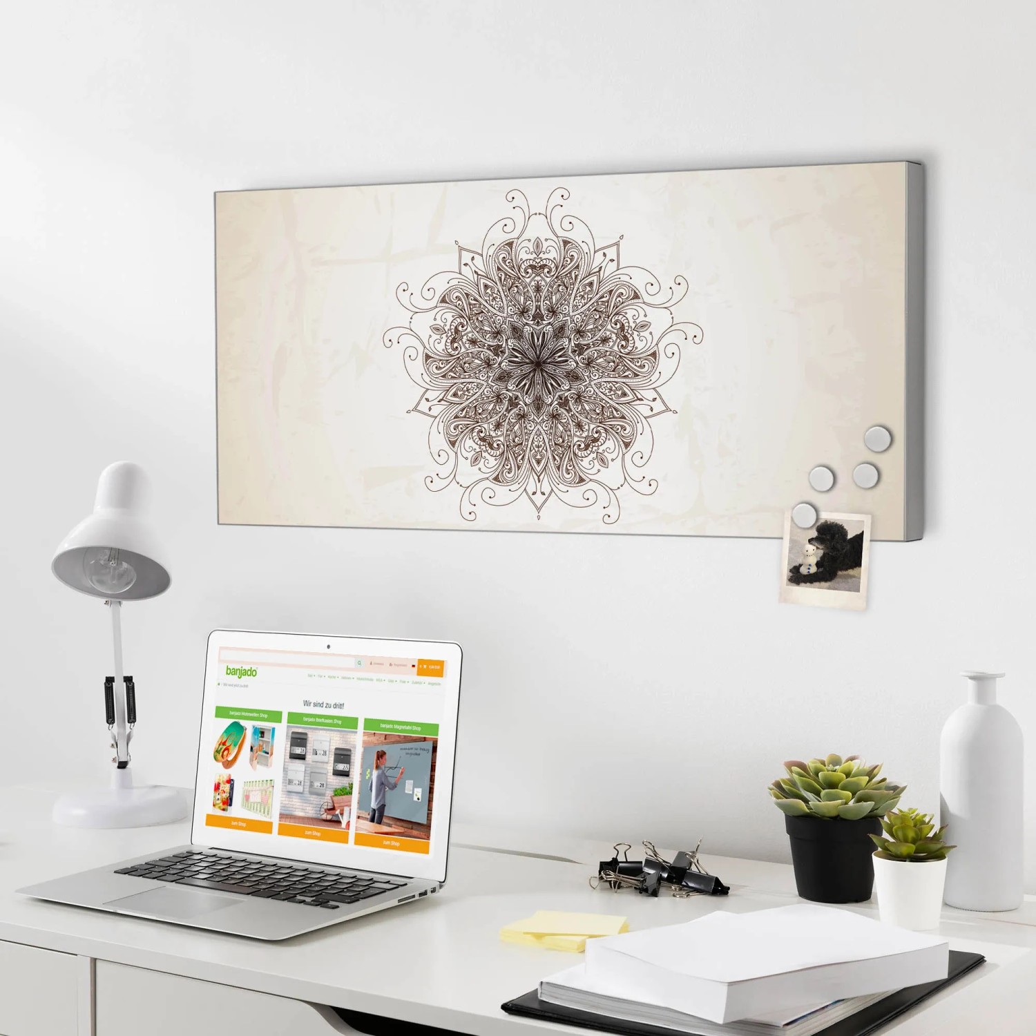 Banjado Magnettafel mit Mehendi-Motiv, 78x37cm, silberne Magnetwand für Notizen und Fotos.
