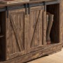Detailansicht: SoBuy Sideboard FSB60-N mit Schiebetüren im Landhausstil, braun.