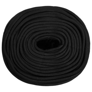 Schwarzes Bootsseil (8 mm, 500 m) aus Polypropylen, aufgerollt.