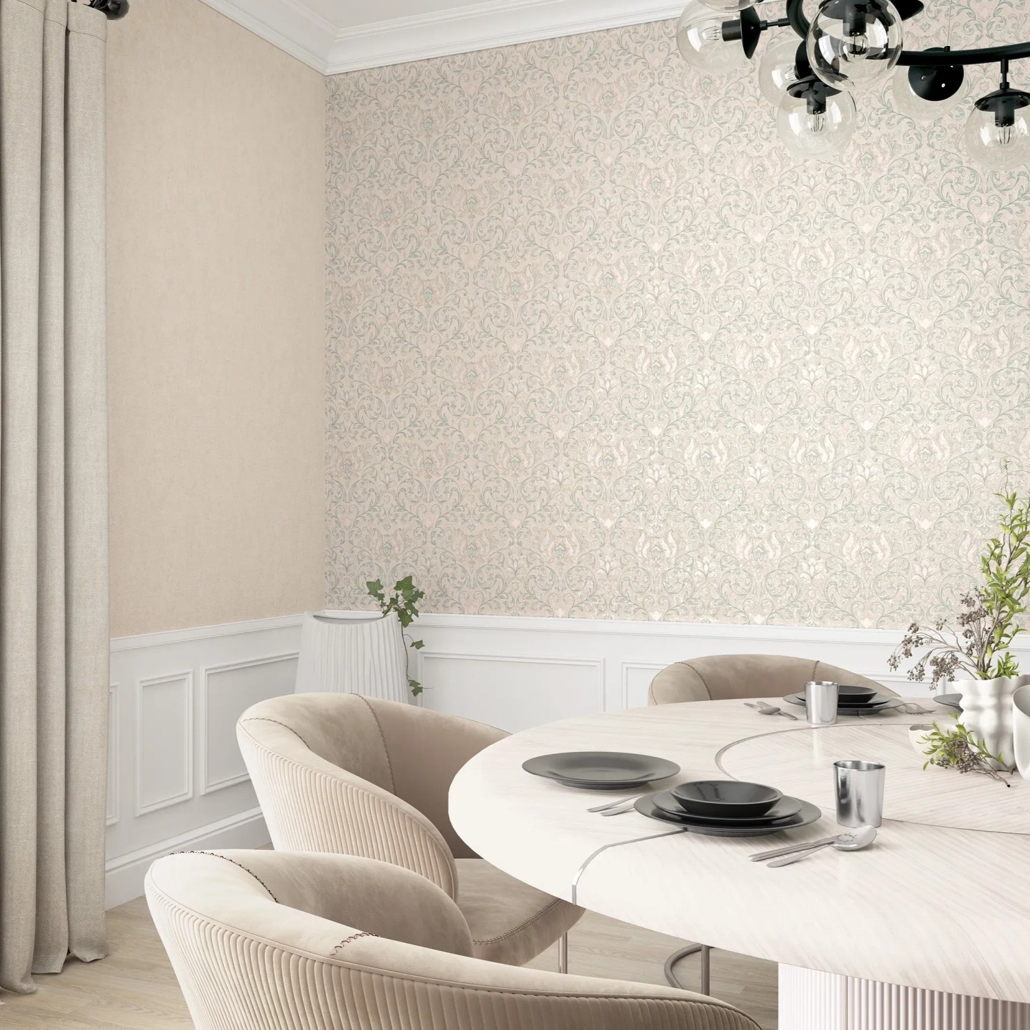 Beige-blaue Marburg Vliestapete im Landhausstil mit floralem Muster an der Wand.