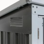 Detailansicht: Graue Westmann Müllbox mit Lüftungsschlitzen.