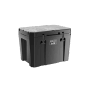 Schwarze Petromax Kühlbox kx50 mit 50 l Volumen für Camping & Outdoor.