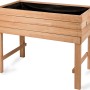WONDERMAKE Design Hochbeet aus Kirschbaumholz, rötlich-braune Holzoptik.