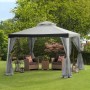 Grauer Sunjoy Stoff-Pavillon Roseg 300x300 cm mit Vorhängen im Garten.