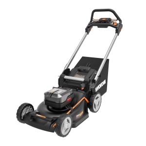 Worx Akku-Rasenmäher WG749E mit 46 cm Schnittbreite für mittelgroße Gärten.
