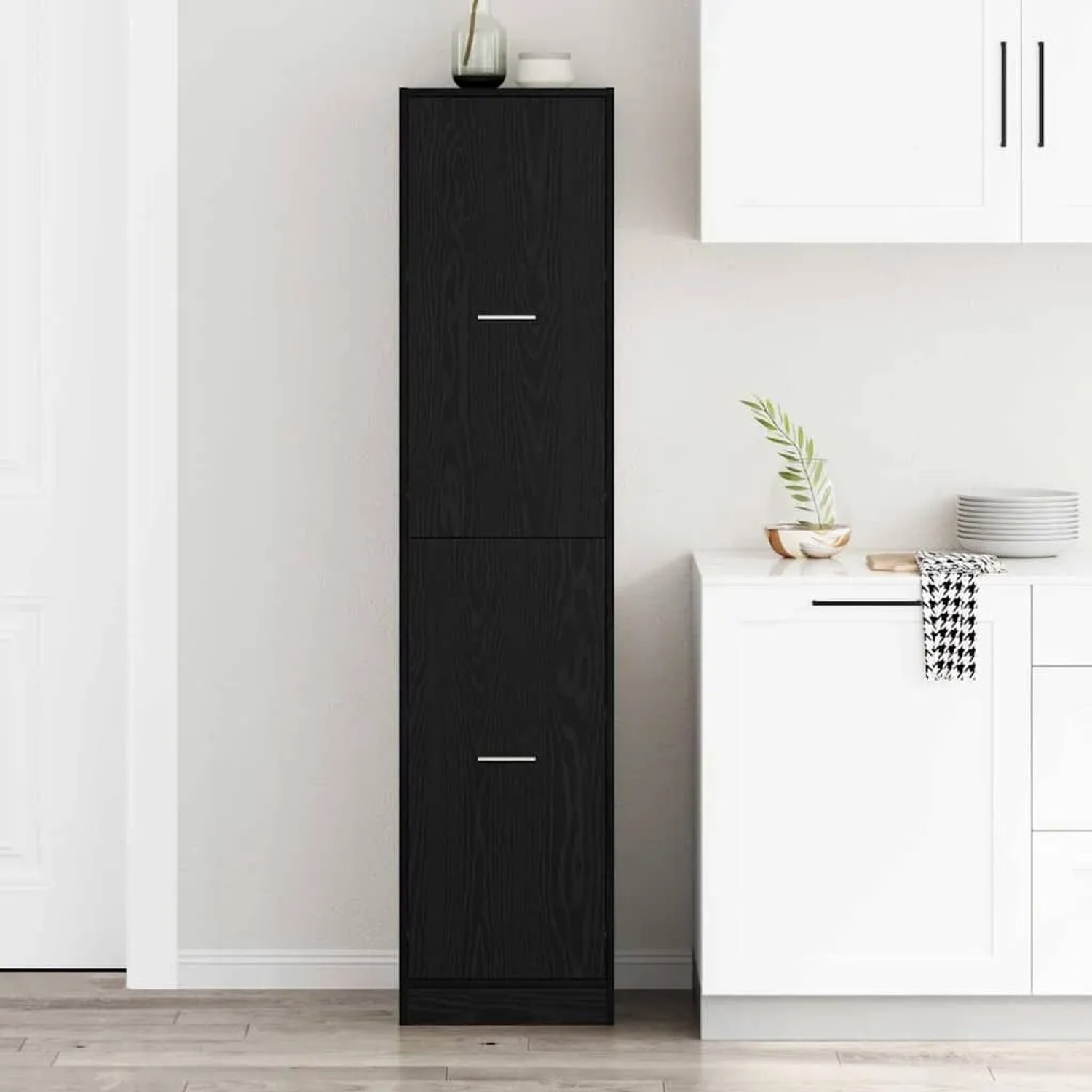 VidaXL Apothekerschrank in Schwarz Eichen-Optik, hoher Wohnzimmerschrank mit zwei Türen.