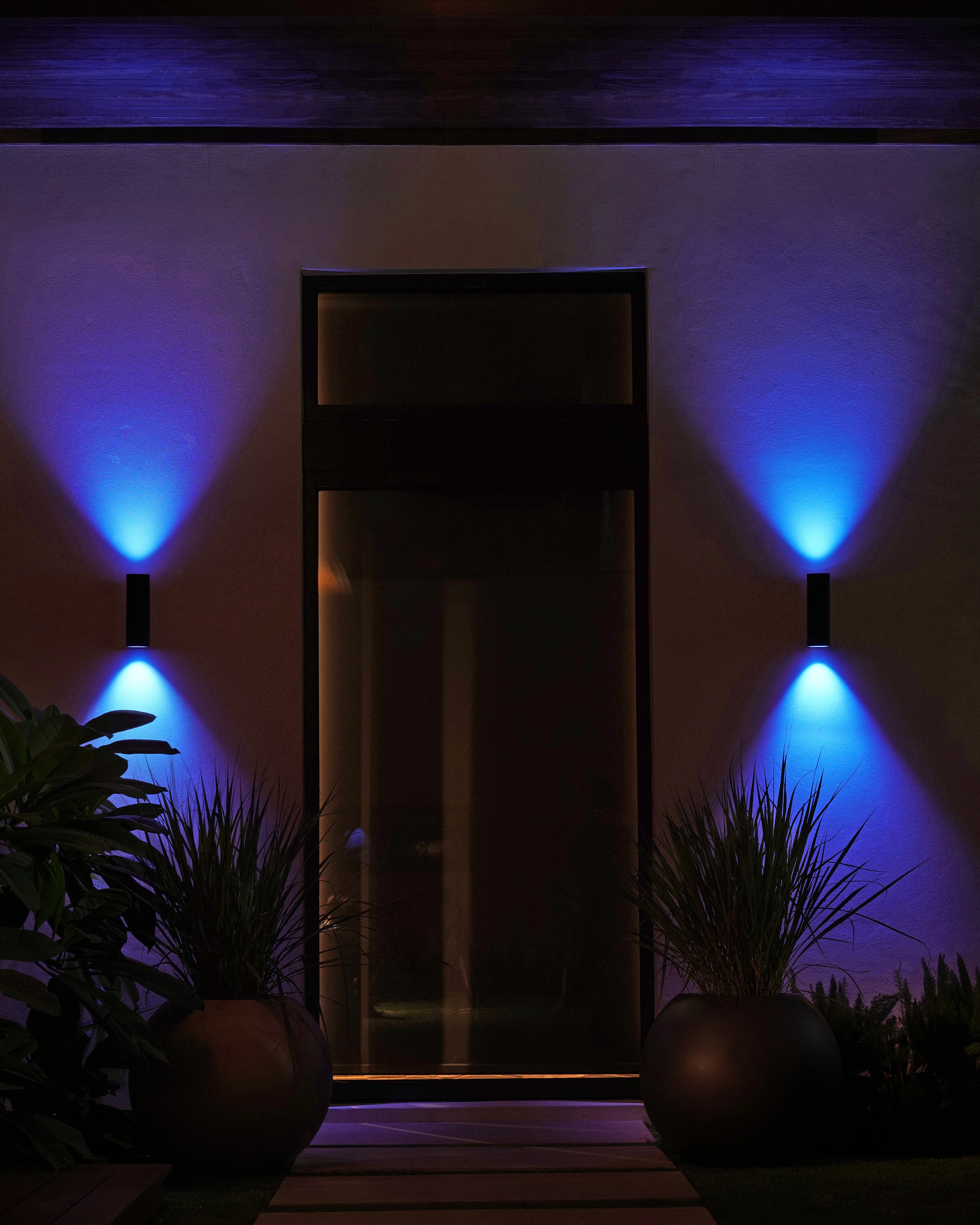 OBI Appear LED-Außenwandleuchte Hue Philips bei kaufen Schwarz