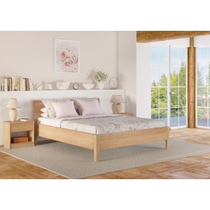 Metallfreies Doppelbett aus Buchenholz, 160x200 cm, mit Nachttisch im Schlafzimmer.