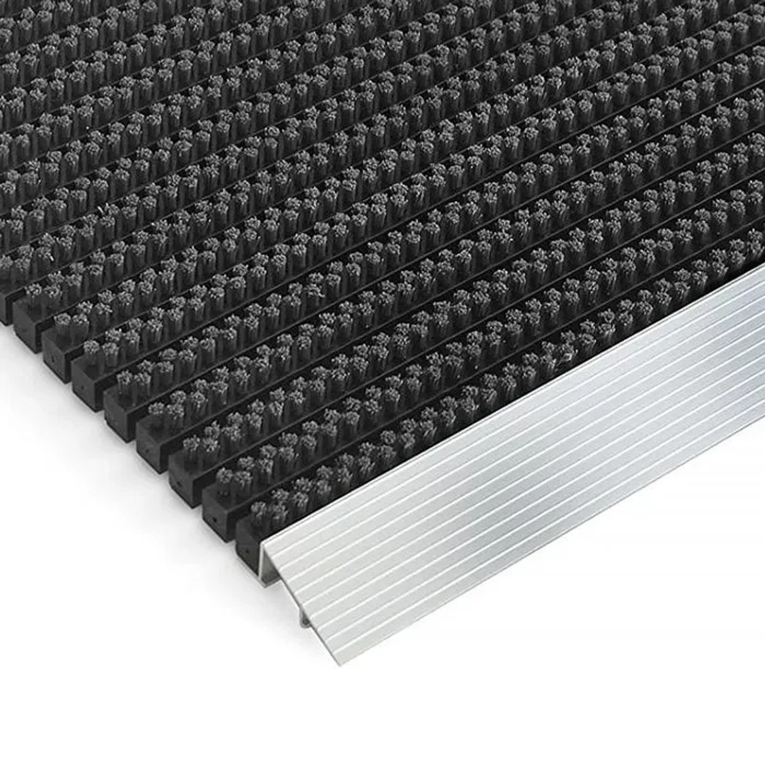 Schwarze Karat Fußmatte Profi Brush mit Alu-Rahmen, 40x60 cm, für Innen- und Außenbereiche.