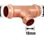 Kupfer Press-Reduzier-T-Stück mit Ø 22 mm und Ø 18 mm für Kupferrohr-Installationen.