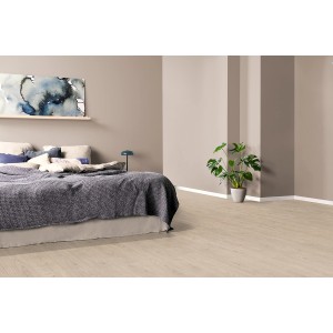 Heller Egger Laminatboden Eiche Berdal 7mm im Schlafzimmer verlegt.