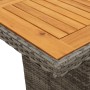 Detailansicht: Graue vidaXL Garten-Essgruppe mit Akazienholztischplatte und Poly Rattan Geflecht.
