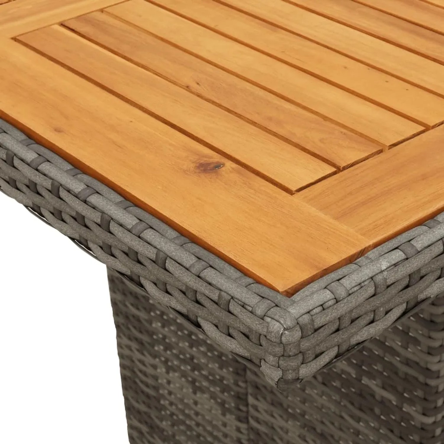 Detailansicht: Graue vidaXL Garten-Essgruppe mit Akazienholztischplatte und Poly Rattan Geflecht.