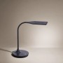 Schwarze LED-Tischleuchte Rafael mit Touchdimmer und verstellbarer Lichtfarbe.