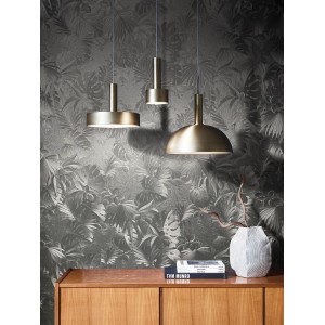 Marburg Vliestapete Botanica Floral Platin: Wand mit floralem Muster, kombiniert mit modernen Lampen.