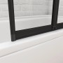 Detailaufnahme: Schwarze Duschparadies Faltwand (90x140cm) auf Badewanne. Badewannenaufsatz mit Klarglas.