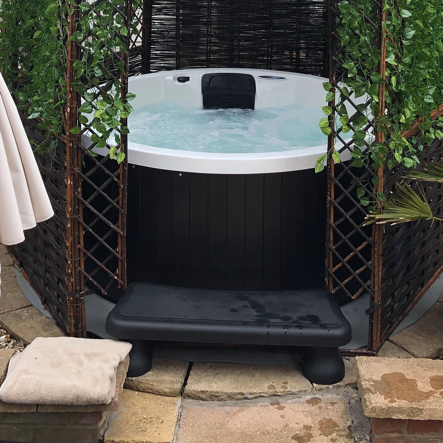 ACTREY Whirlpool Treppe - Rutschfeste Stufe Aus Kunststoff In Holzoptik Grau