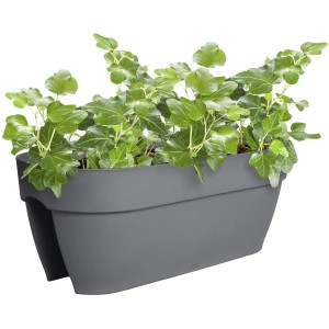 Anthrazitfarbener Elho Blumenkasten Flower Bridge Vibia Campana mit Bepflanzung.