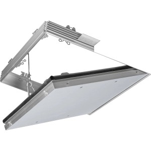 Geöffnete Knauf Revisionsklappe Revo F-Tec 60x60 cm, staub- und rauchdicht, für Gipskartonplatten.