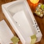 Weiße Galia I Eckbadewanne, 1700x1000x655 mm, linke Ausführung mit Armatur. Elegante Badewanne für Ihr Badezimmer.
