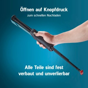 Novus Hammertacker J-044: Hand betätigt Knopf zum Nachladen von Klammern.