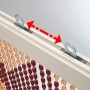 Detailaufnahme: Kobolo Türvorhang ANGOLO mit verschiebbaren Ösen zur einfachen Montage.