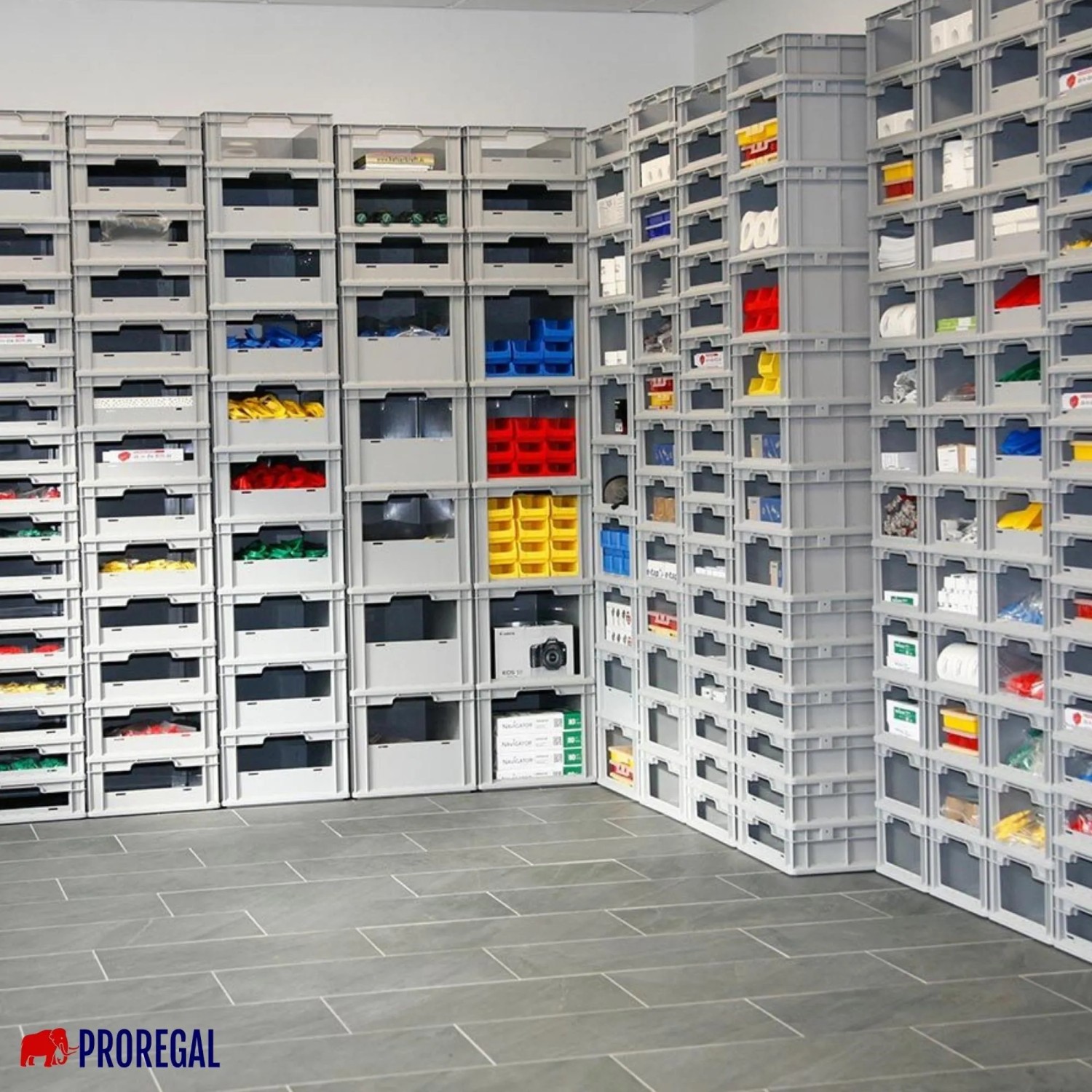 Produktbild von PROREGAL Eurobox NextGen Store – 17x30x40cm, 16 Liter, Seite Offen, Stapelbar & Lebensmittelecht