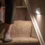 Mr.Beams MB710 Nachtlicht mit Sensor an Treppe, batteriebetrieben.