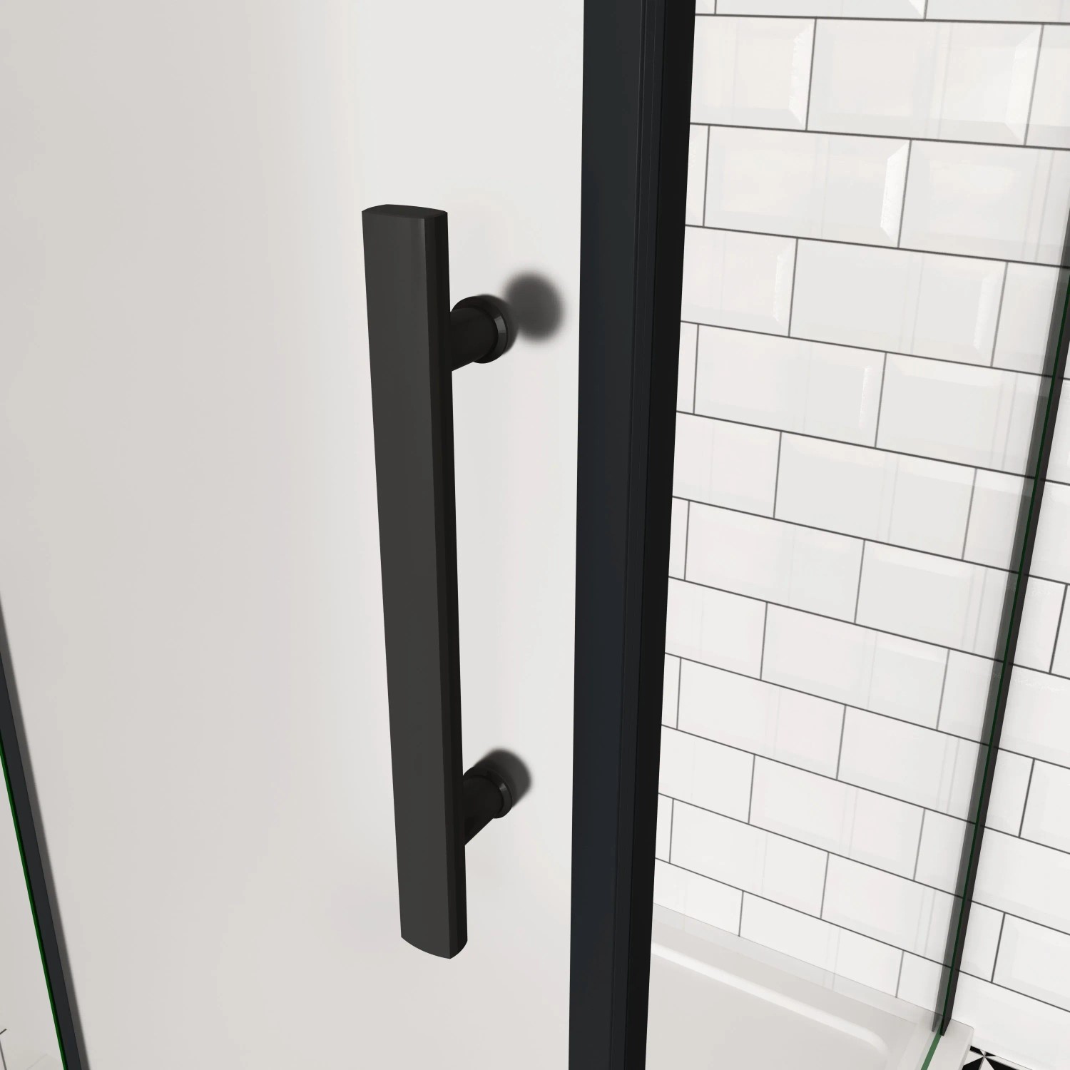 Detailaufnahme: Schwarze AICA Eckdusche mit Falttür und Griff.