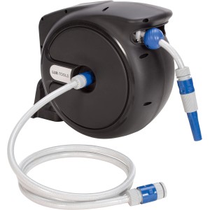 LUX Wand-Schlauchbox Classic 20 m: Wandschlauchbox mit Schlauch und Spritze für die Gartenbewässerung.