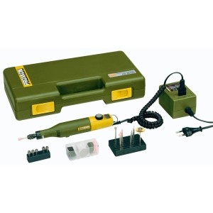 Proxxon Modellbau-Komplettset mit Miniaturwerkzeug, Fräse, Koffer, Netzteil und Zubehör.