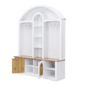 Weißer Garderobenschrank mit geschwungenem Design, Holz-Akzenten, Haken, offenen Fächern und Schuhregal.