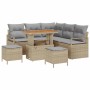 Beiges 8-tlg. Garten-Sofa-Set aus Poly Rattan mit Tisch und Kissen.