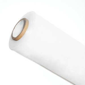 Rolle weiße DeTec. Stretchfolie, 12er Pack, für Versand und Verpackung.