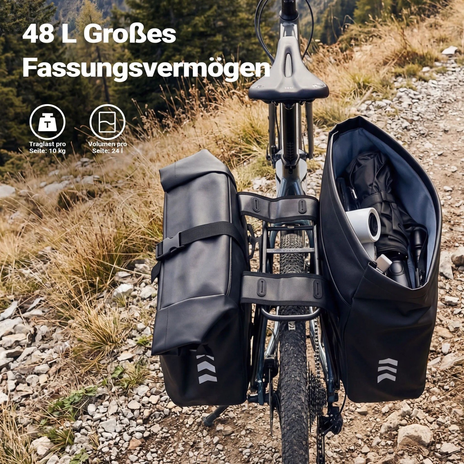 Schwarze Wiltec Fahrrad-Gepäckträgertasche, 48L, wasserfest. Eine Tasche offen mit Inhalt.