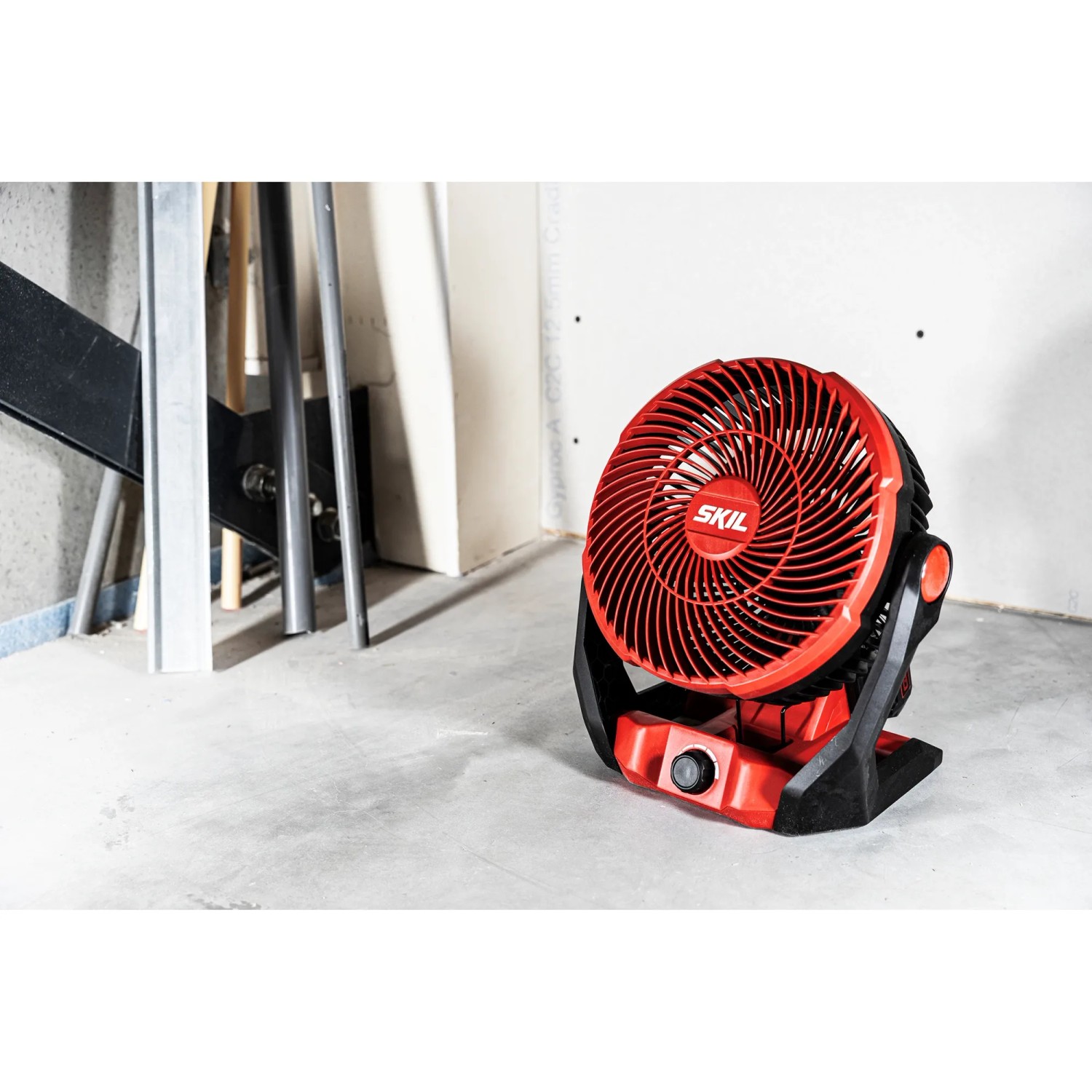 Skil Akku-Ventilator 3164CA, bürstenlos, rot/schwarz. Akkugerät ohne Akku und Ladegerät.