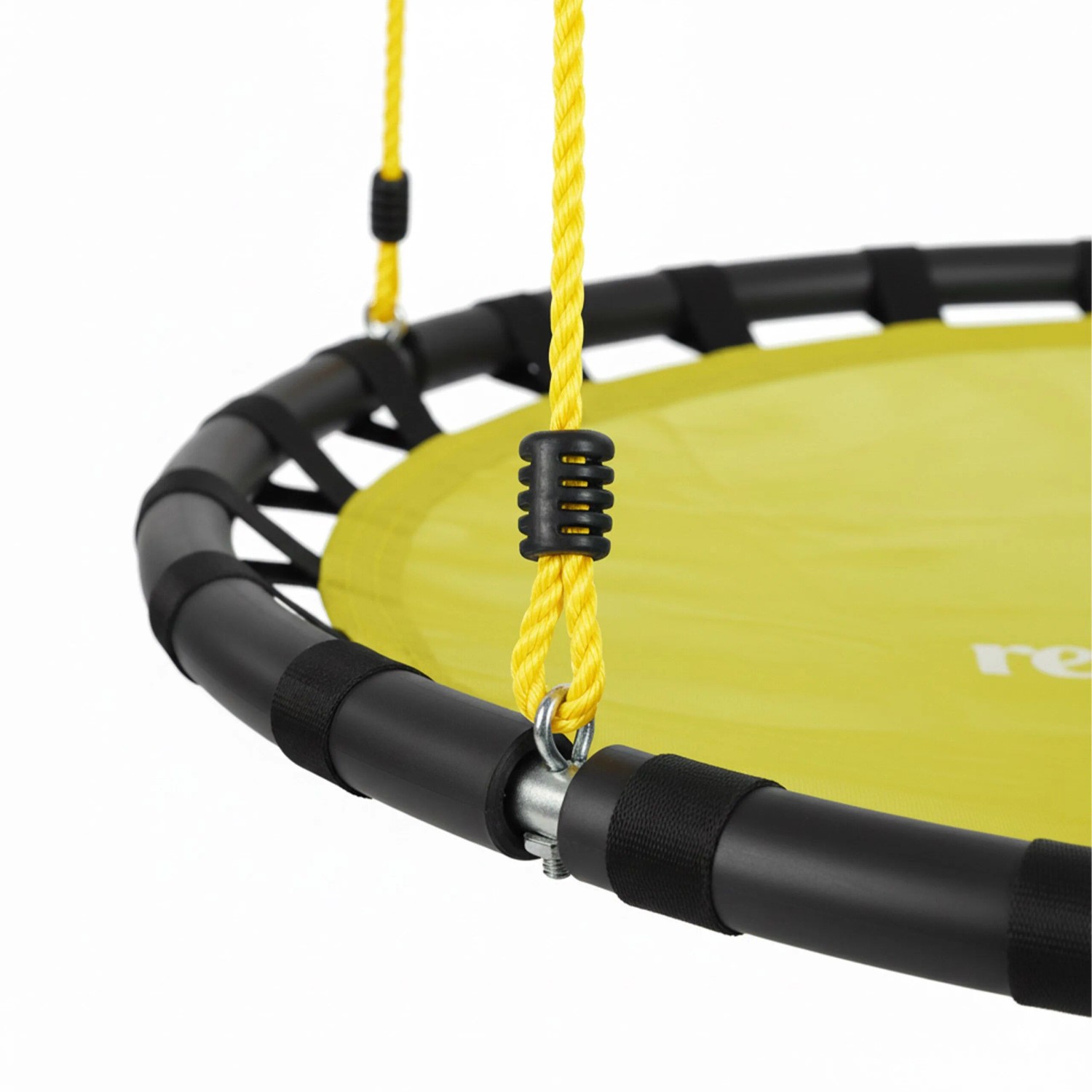 Gelbe Relaxdays Nestschaukel mit gepolstertem Stahlrahmen und höhenverstellbaren Seilen. Ideal für Garten & Kinder.