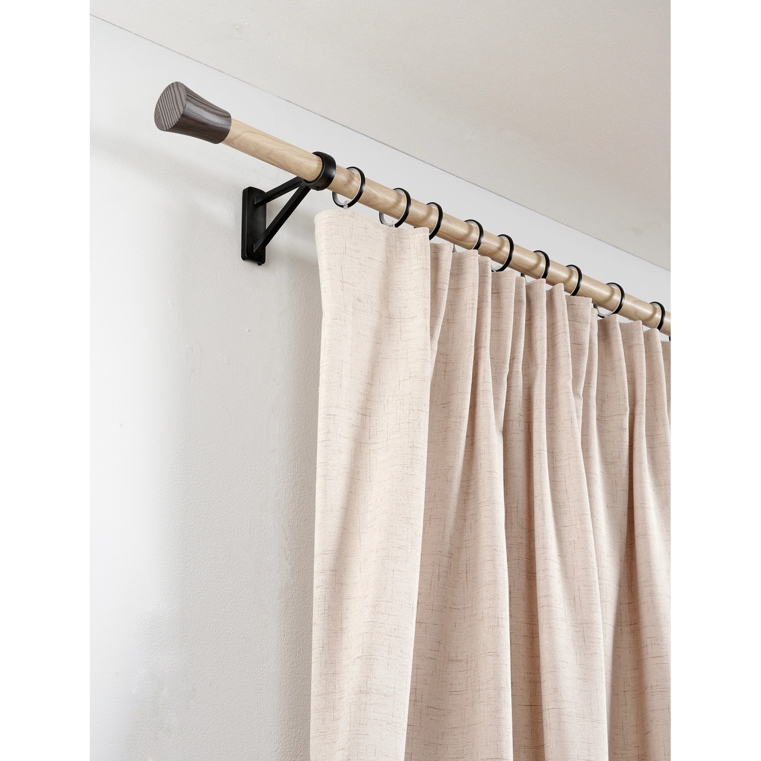 Gardinia Gardinenringe Denver, 10er-Set, schwarz matt, für 25 mm Stangen. Gardinenstange mit Vorhang.