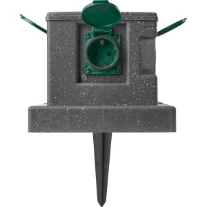 Gartensteckdose in Steinoptik mit 4 Steckdosen und Erdspieß, Schutzdeckel geöffnet.