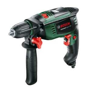 Grün-schwarze Bosch Schlagbohrmaschine UniversalImpact 800 mit Zusatzgriff und Schnellspannbohrfutter für Heimwerker.