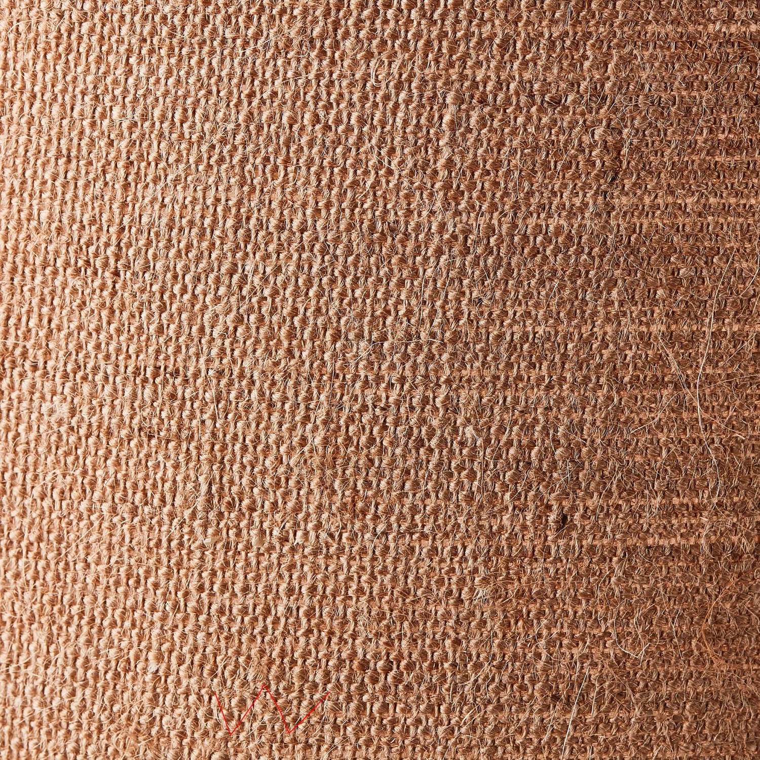 Detailaufnahme der natürlichen Textur der Brilliant Tischleuchte Woodrow Natur.
