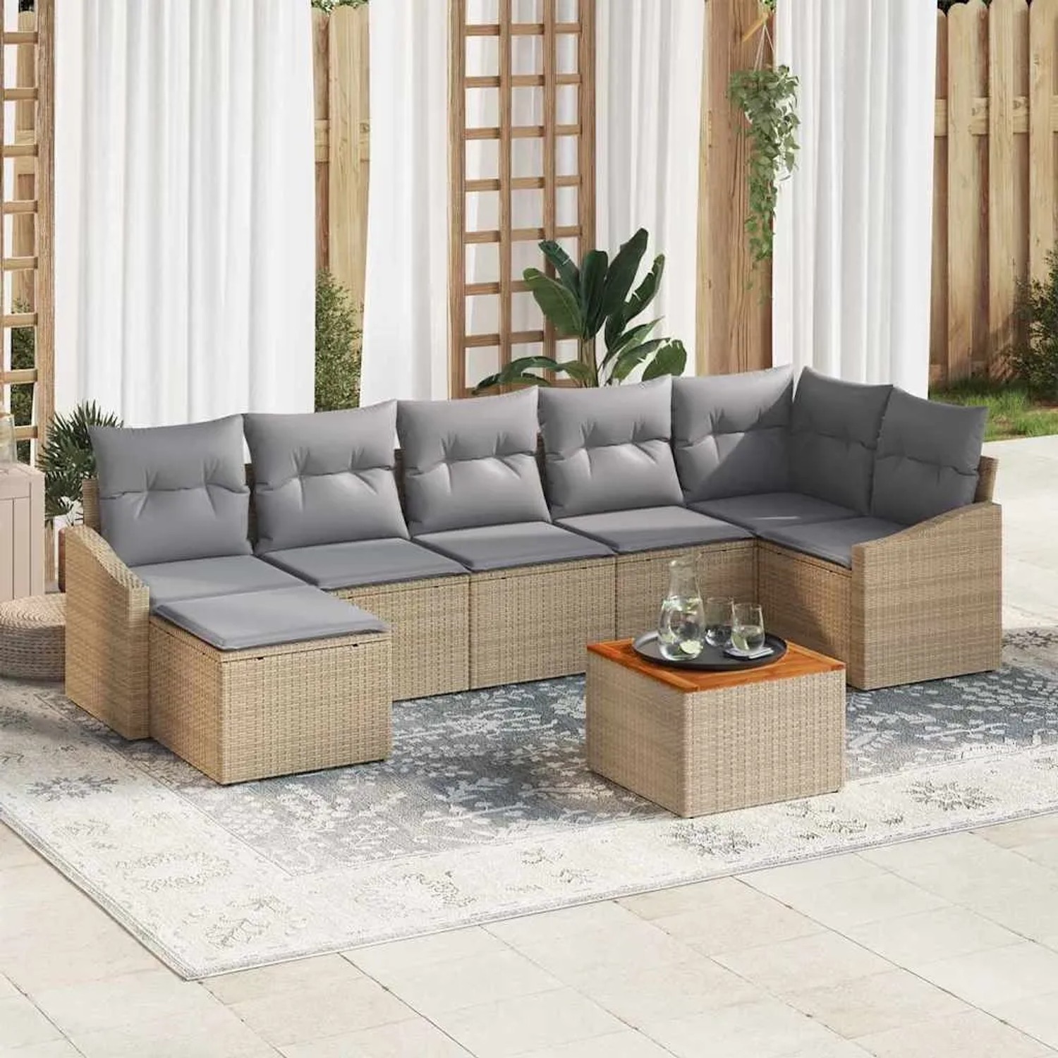 Beiges 8-teiliges vidaXL Garten-Sofa-Set aus Poly Rattan mit Kissen und Tisch.