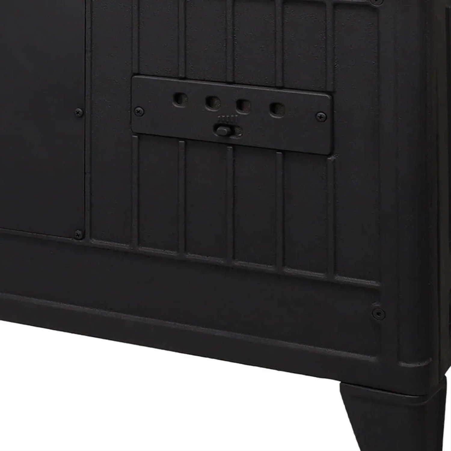 Detailansicht: Schwarzer 365 Küchenofen Cook Lite mit Luftregler und Gussdetails.