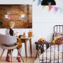 Glasmagnettafel Altes Holz 100x70 cm im Kinderzimmer als Whiteboard mit Notizen.